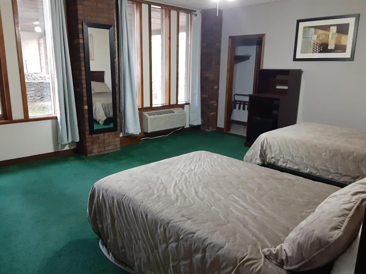 Mountain View Lodge Clifford Zewnętrze zdjęcie