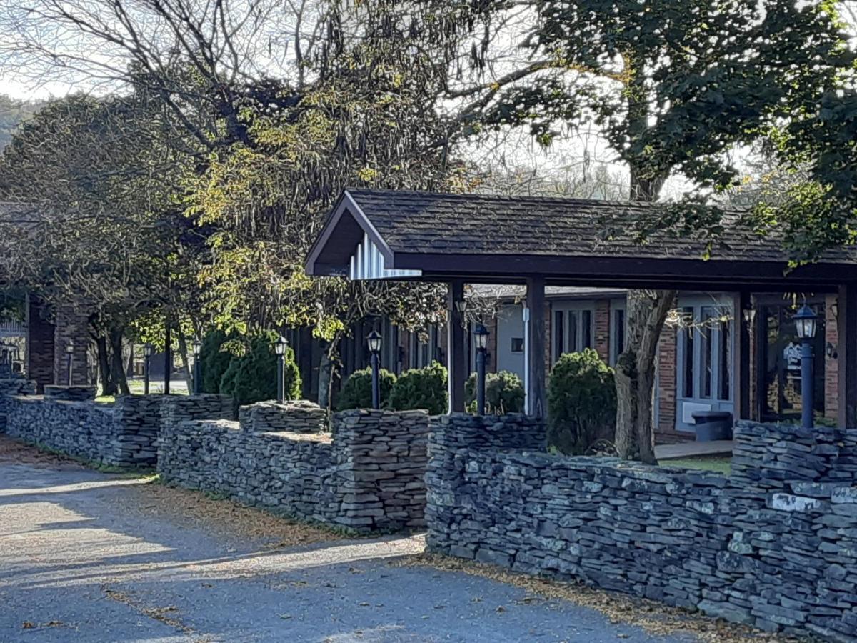 Mountain View Lodge Clifford Zewnętrze zdjęcie